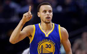 Curry se ha visto reducido a actuar solo